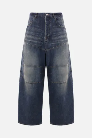 baggy jeans in denim
