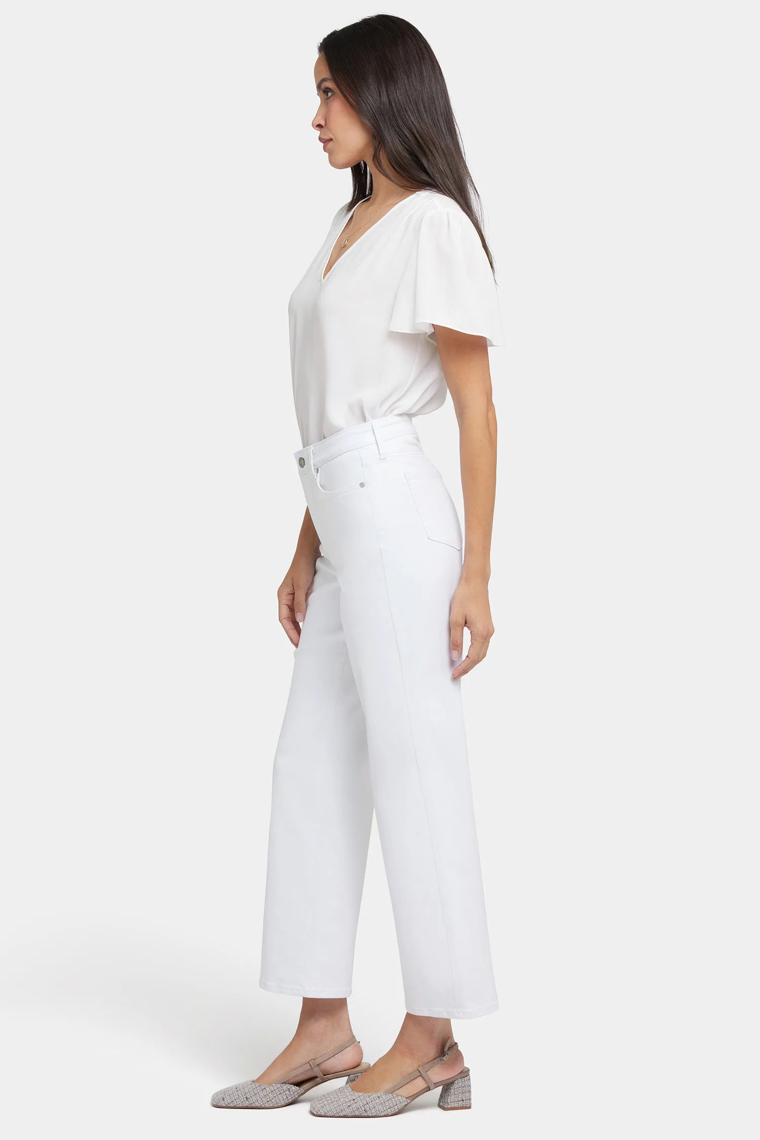 Bailey Relaxed Straight Ankle Jeans In Petite - Optic White