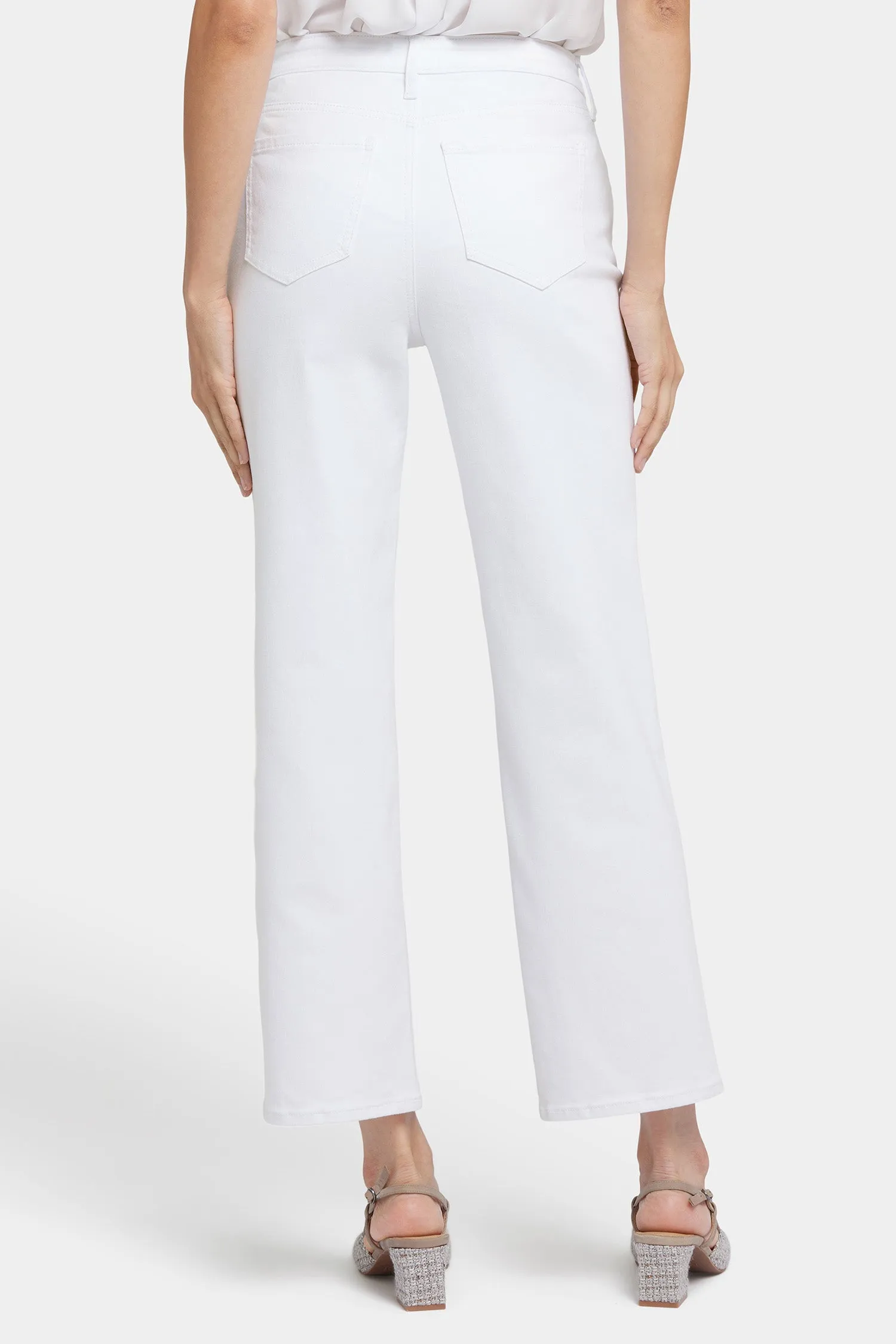 Bailey Relaxed Straight Ankle Jeans In Petite - Optic White
