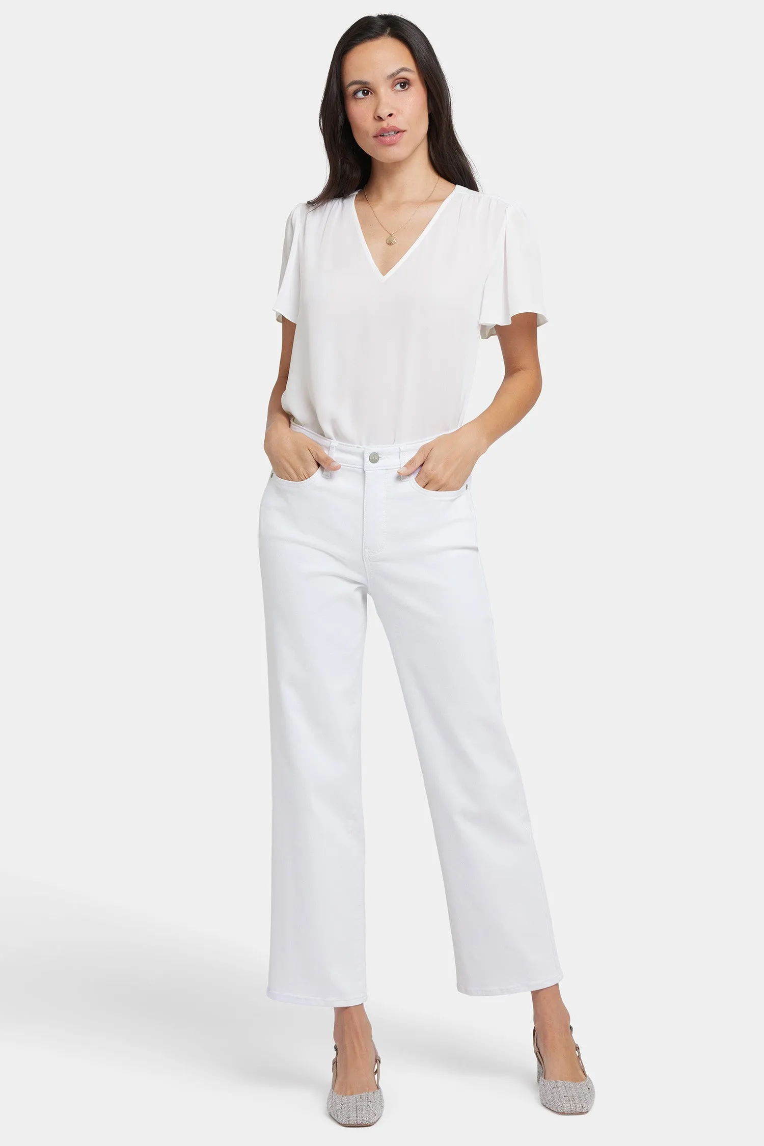 Bailey Relaxed Straight Ankle Jeans In Petite - Optic White