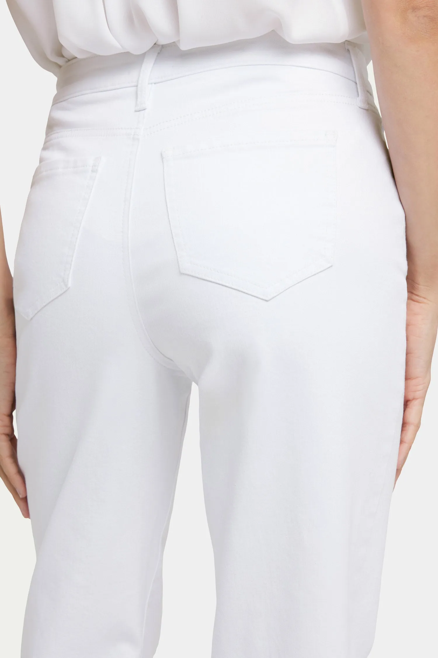 Bailey Relaxed Straight Ankle Jeans - Optic White