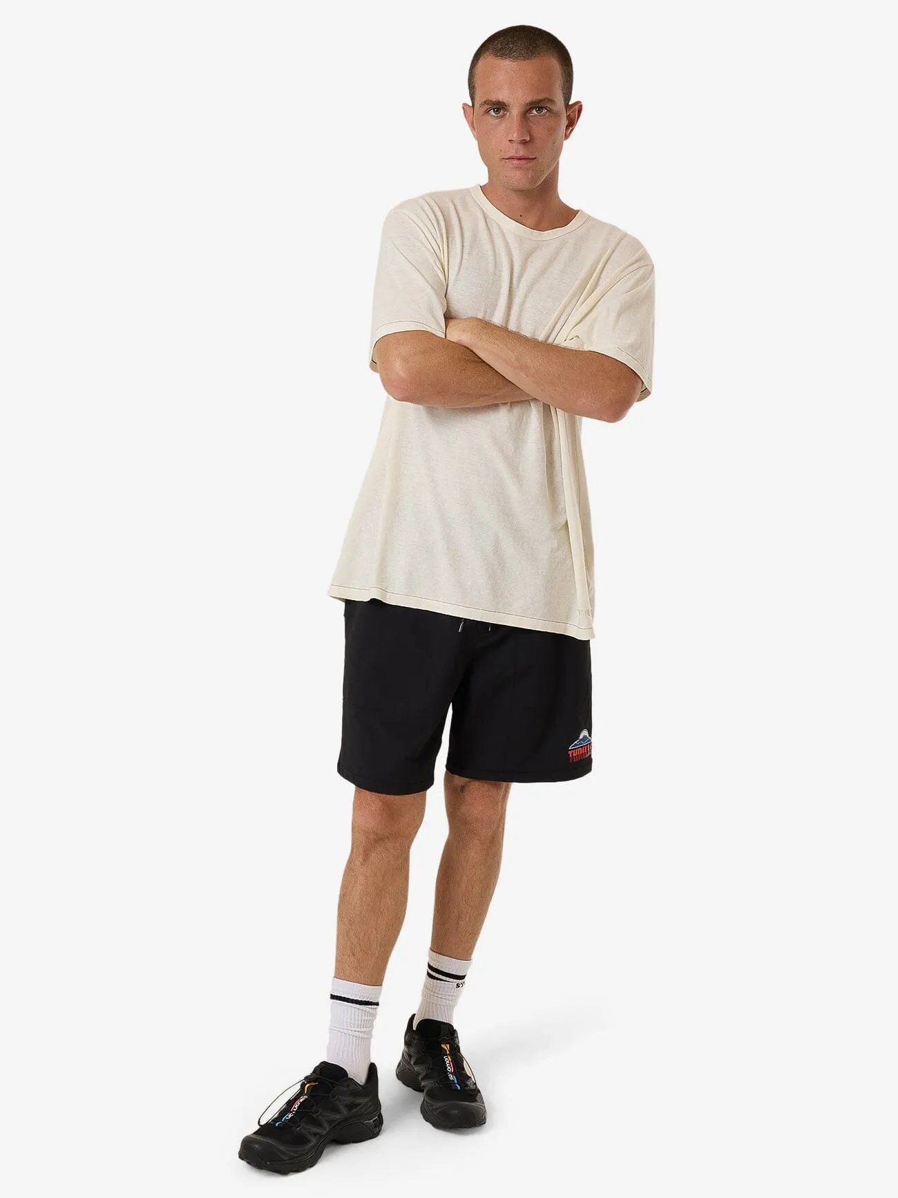 Beyond The Hills Short - Black
