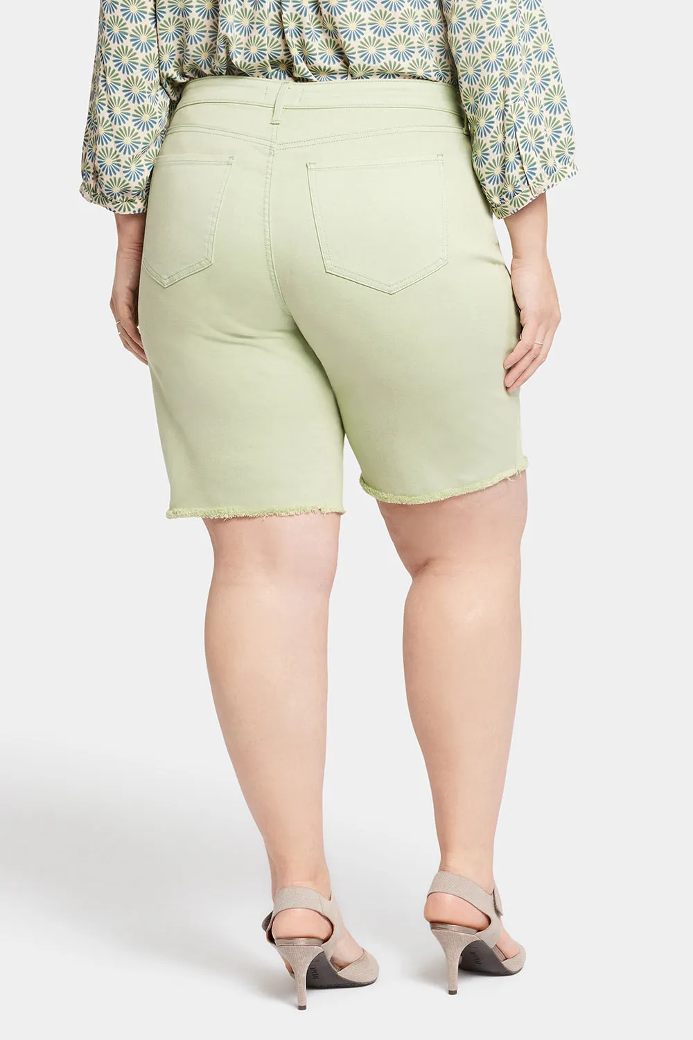 Boyfriend Shorts In Plus Size - Beginning