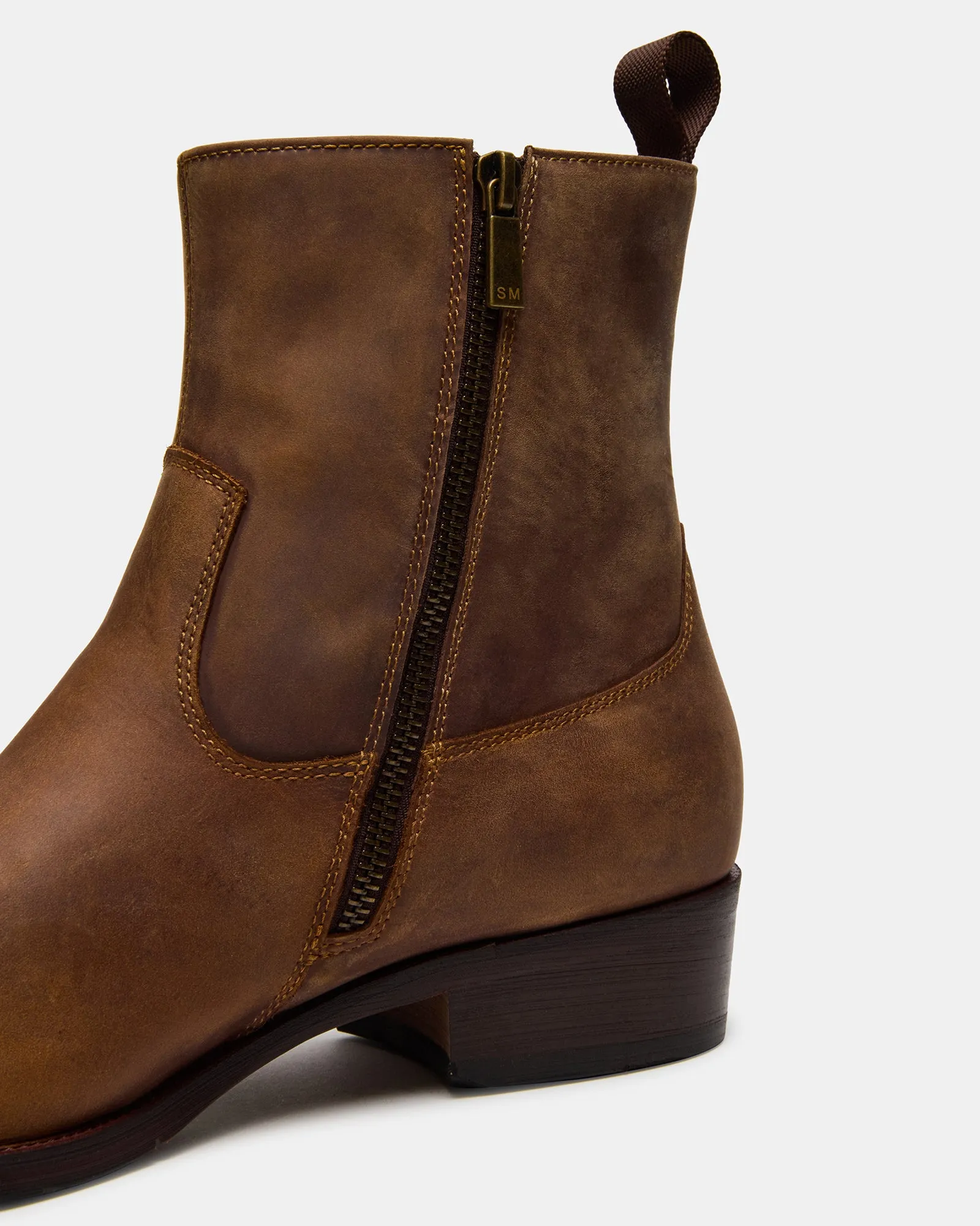 HENDRIK TAN LEATHER