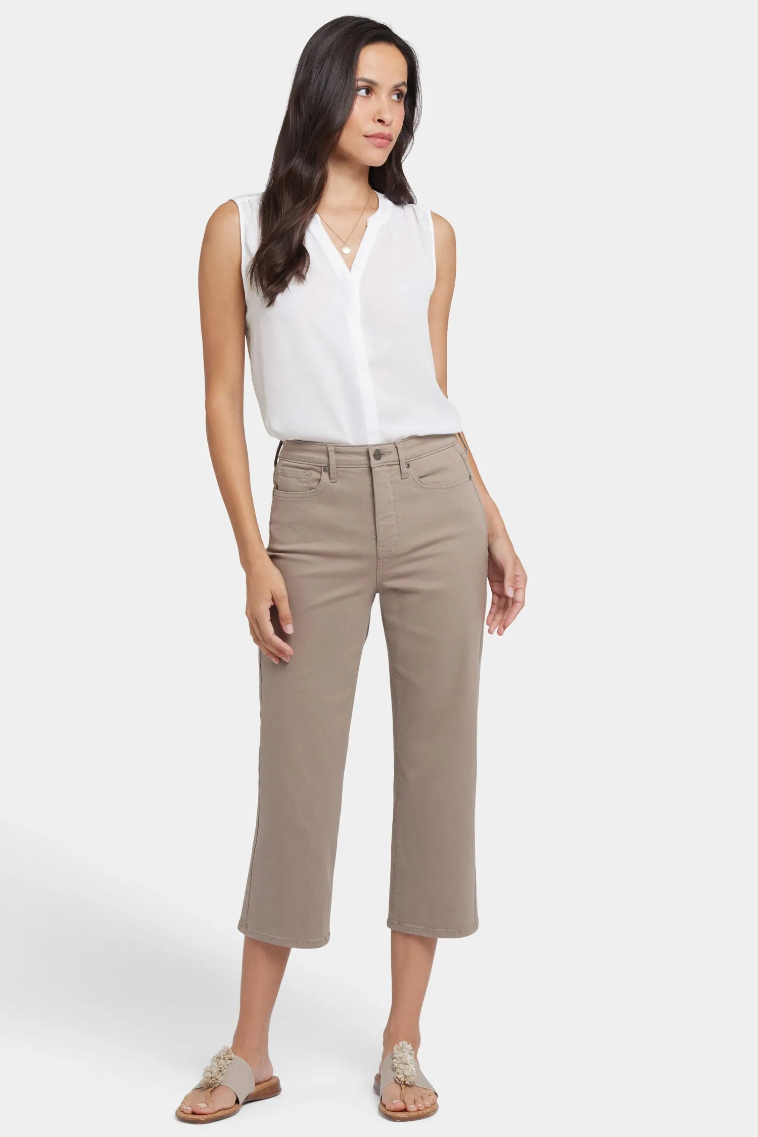 Joni Relaxed Capri Jeans - Saddlewood