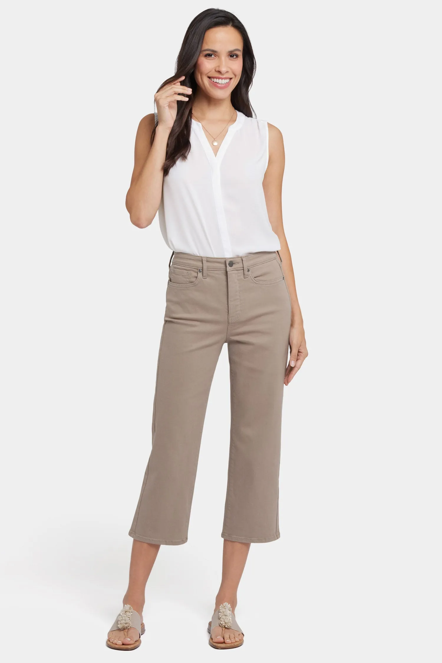 Joni Relaxed Capri Jeans - Saddlewood