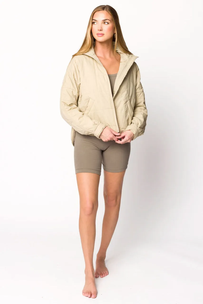 Layla Puffer Jacket in Bone