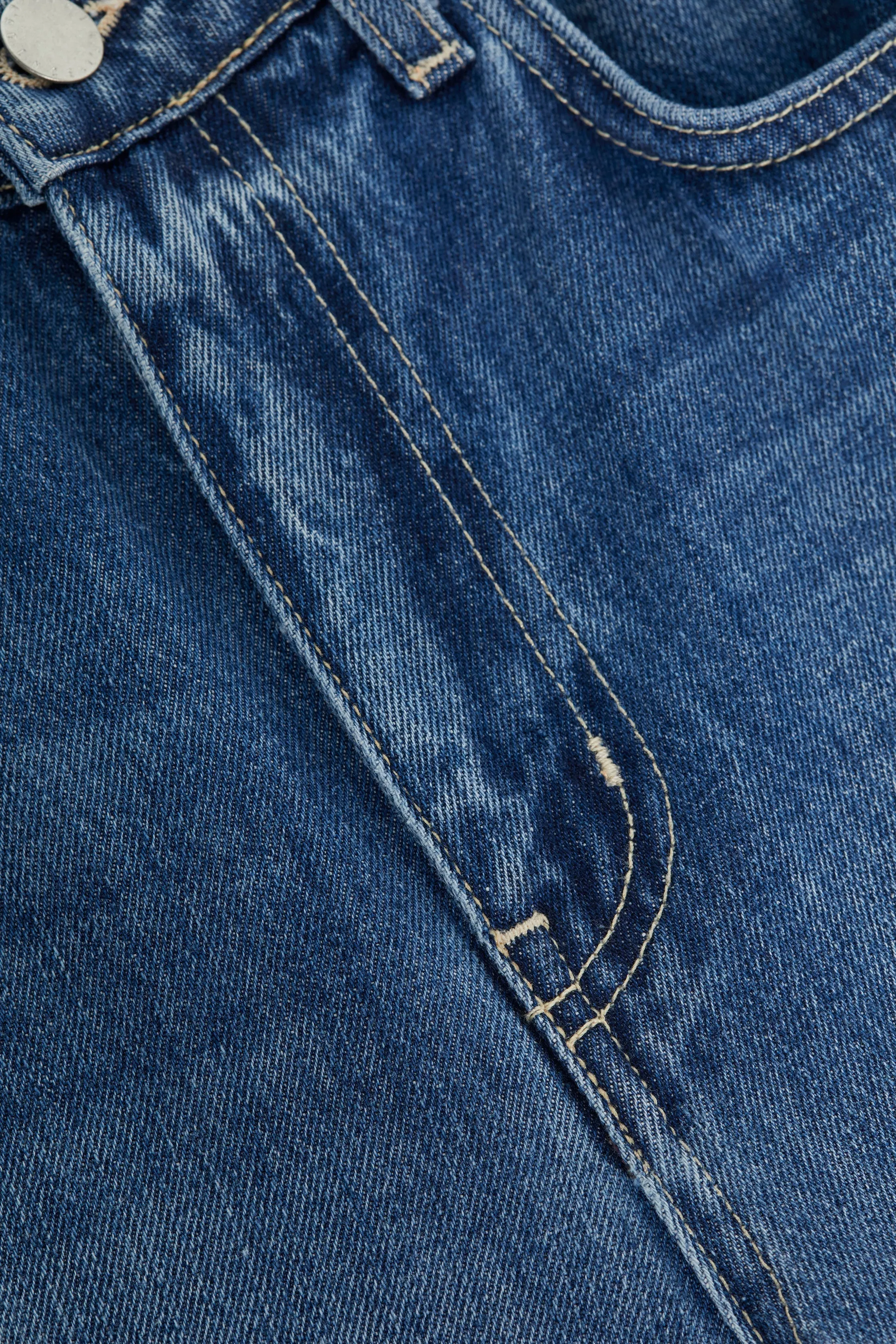 Leighton Cropped Cuffed Jean