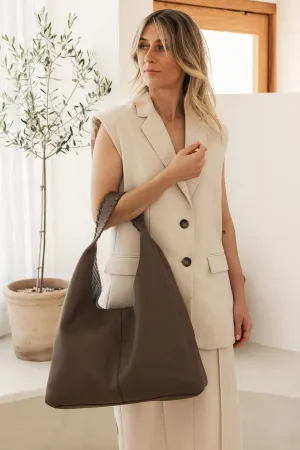 Louenhide Avery Shoulder Bag Mocha