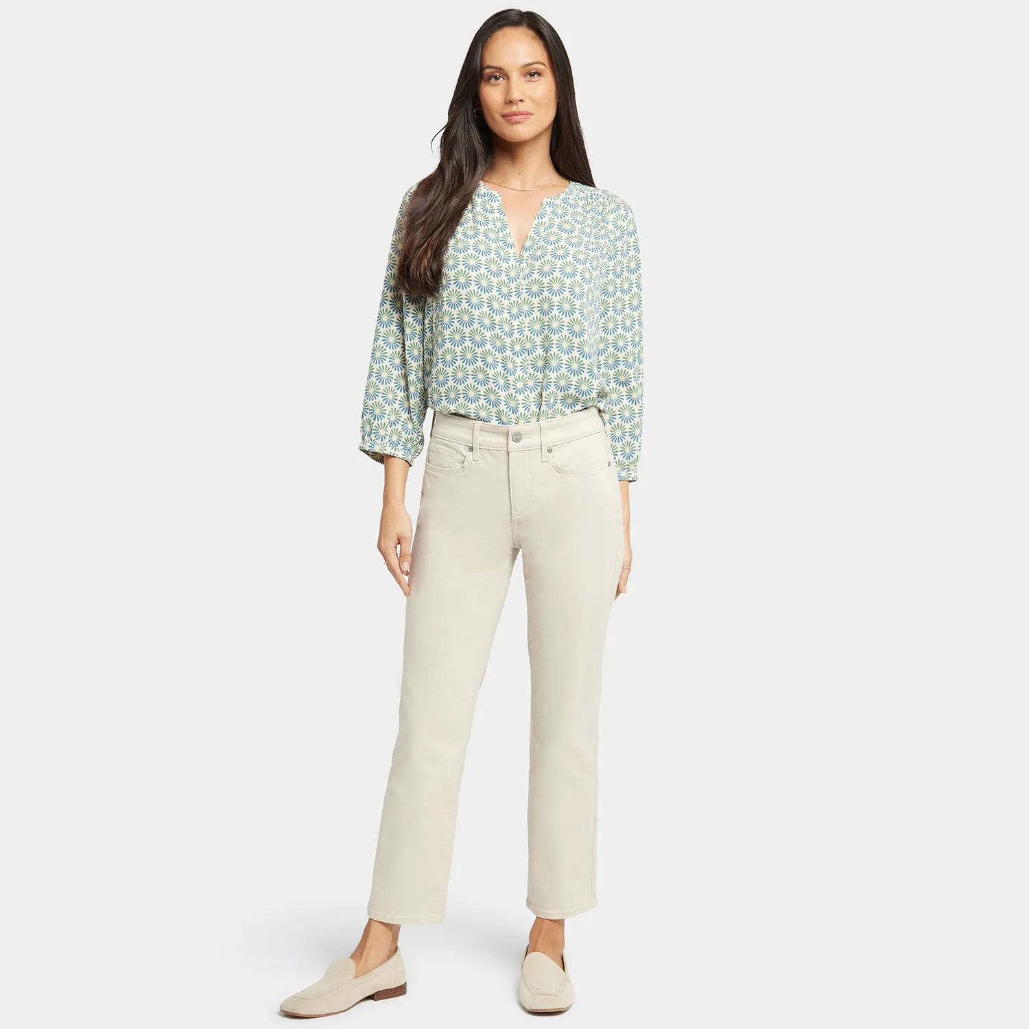 Marilyn Straight Ankle Jeans In Petite - Feather