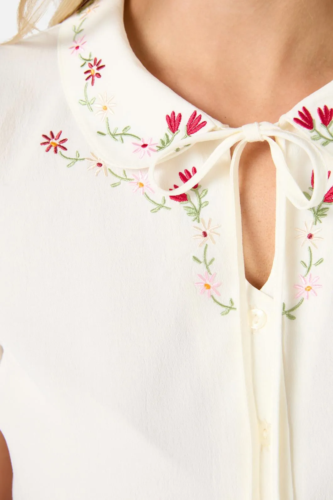 Meadow Embroidered Blouse