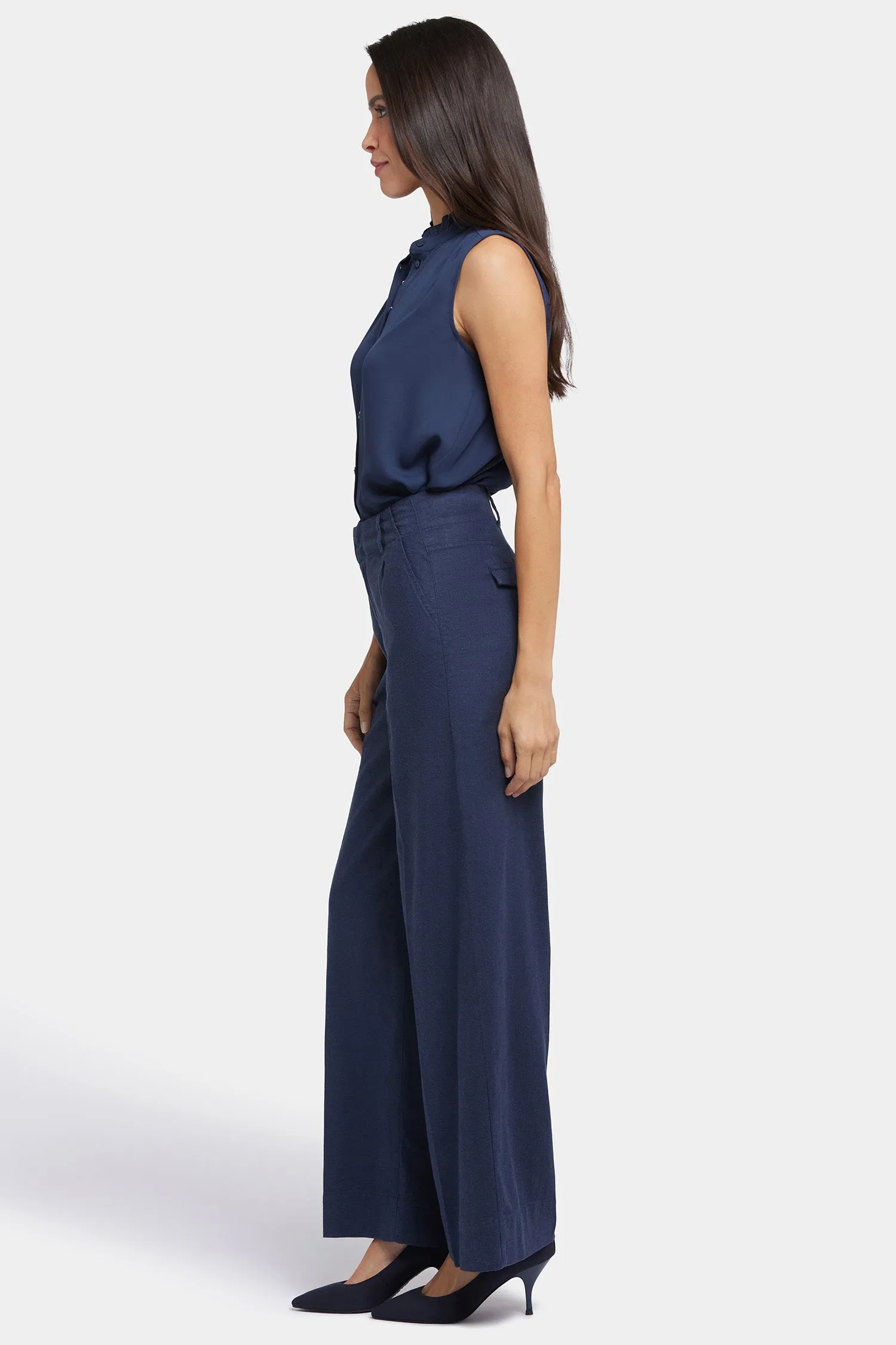 Mona Wide Leg Trouser Pants In Petite - Oxford Navy
