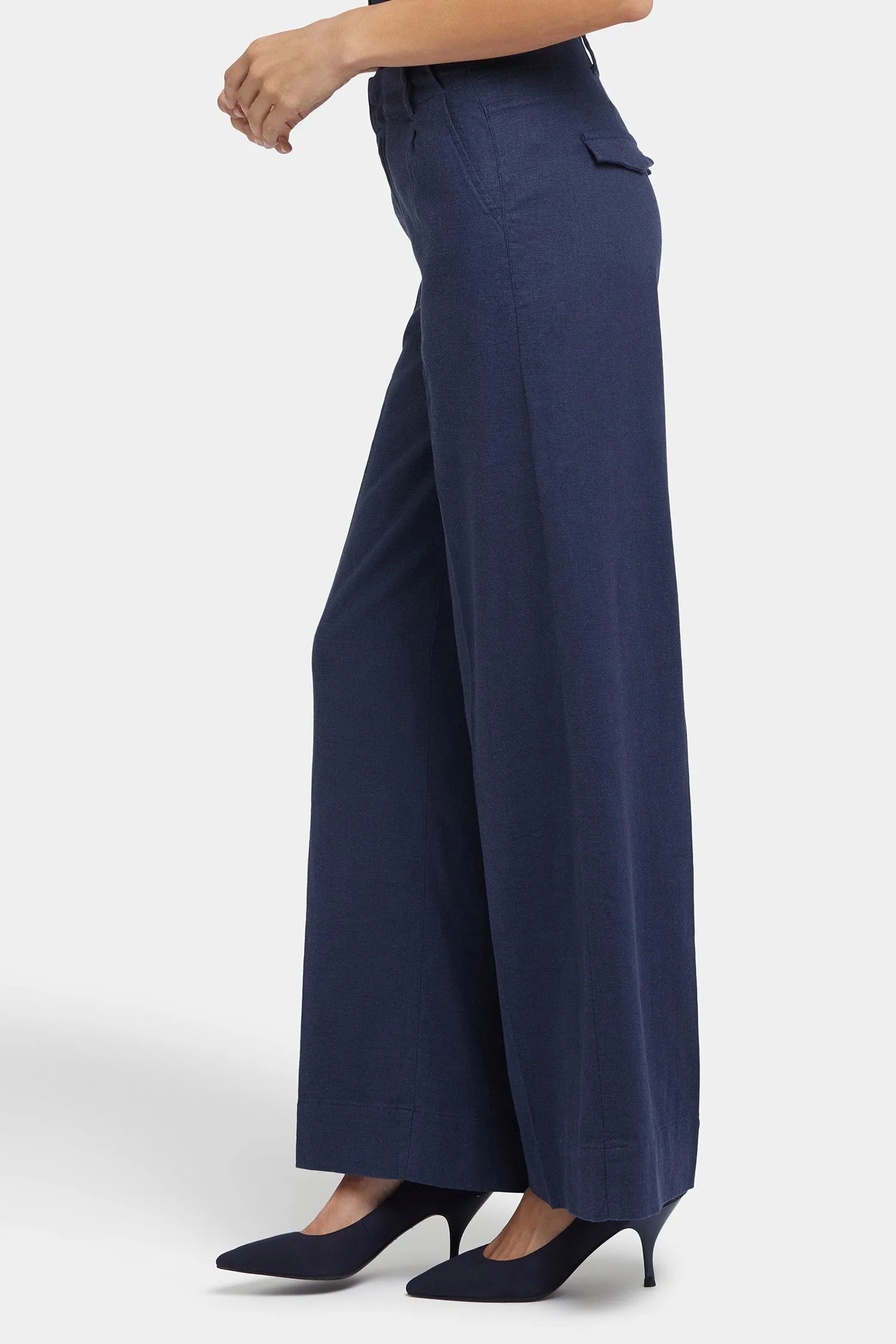Mona Wide Leg Trouser Pants In Petite - Oxford Navy