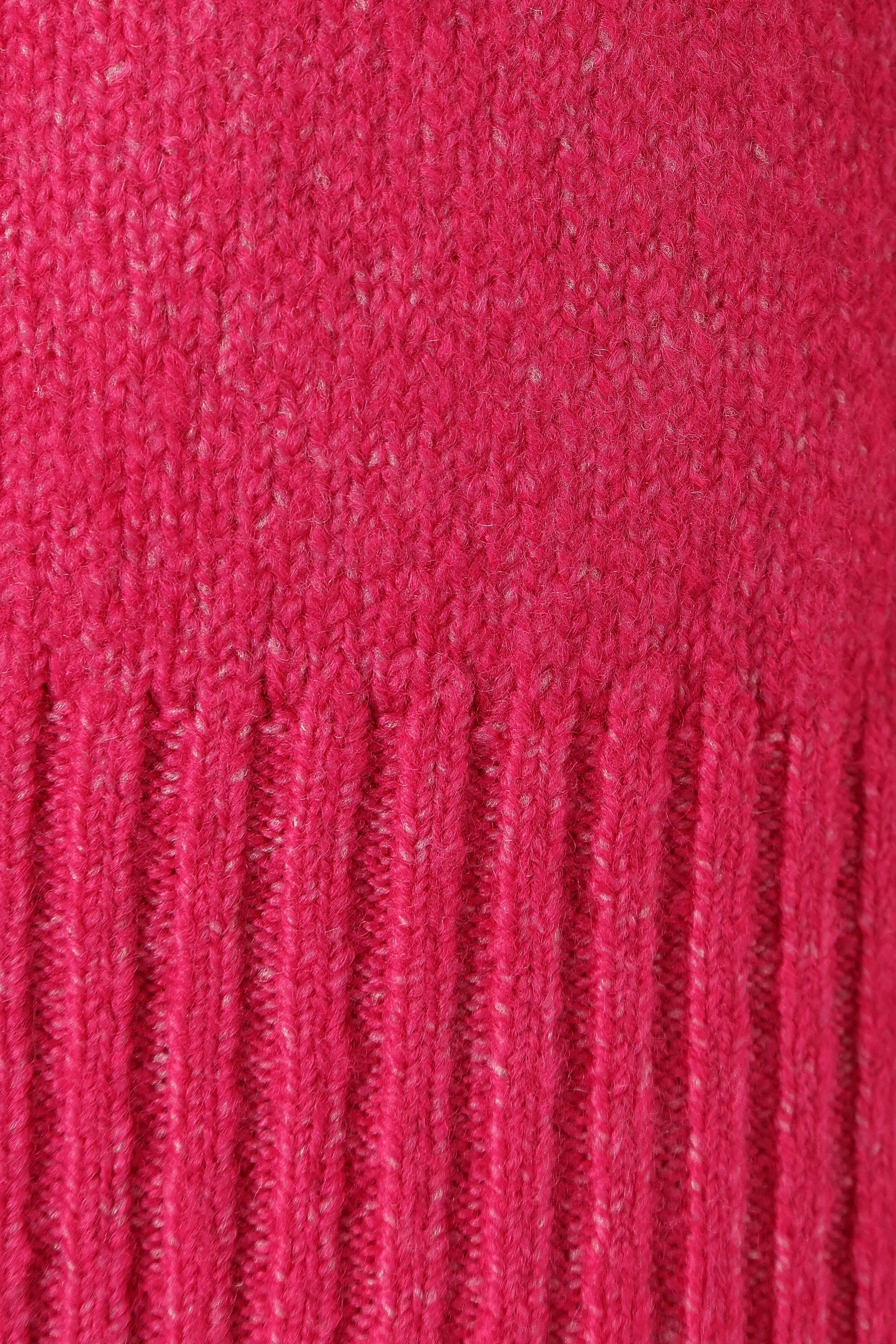Palmer Vneck Knit Sweater - Pink