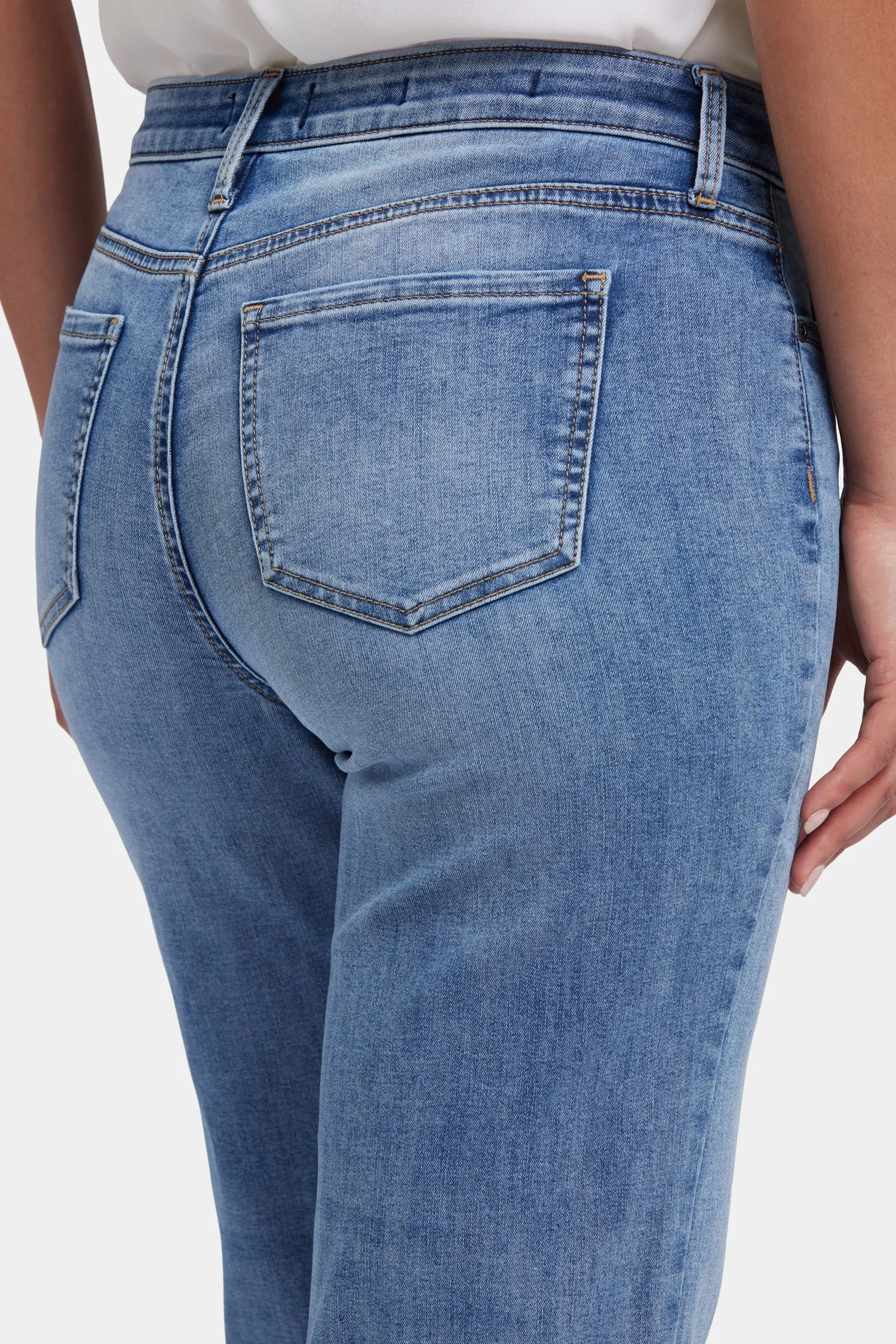 Relaxed Piper Crop Jeans - Barcelona Breeze