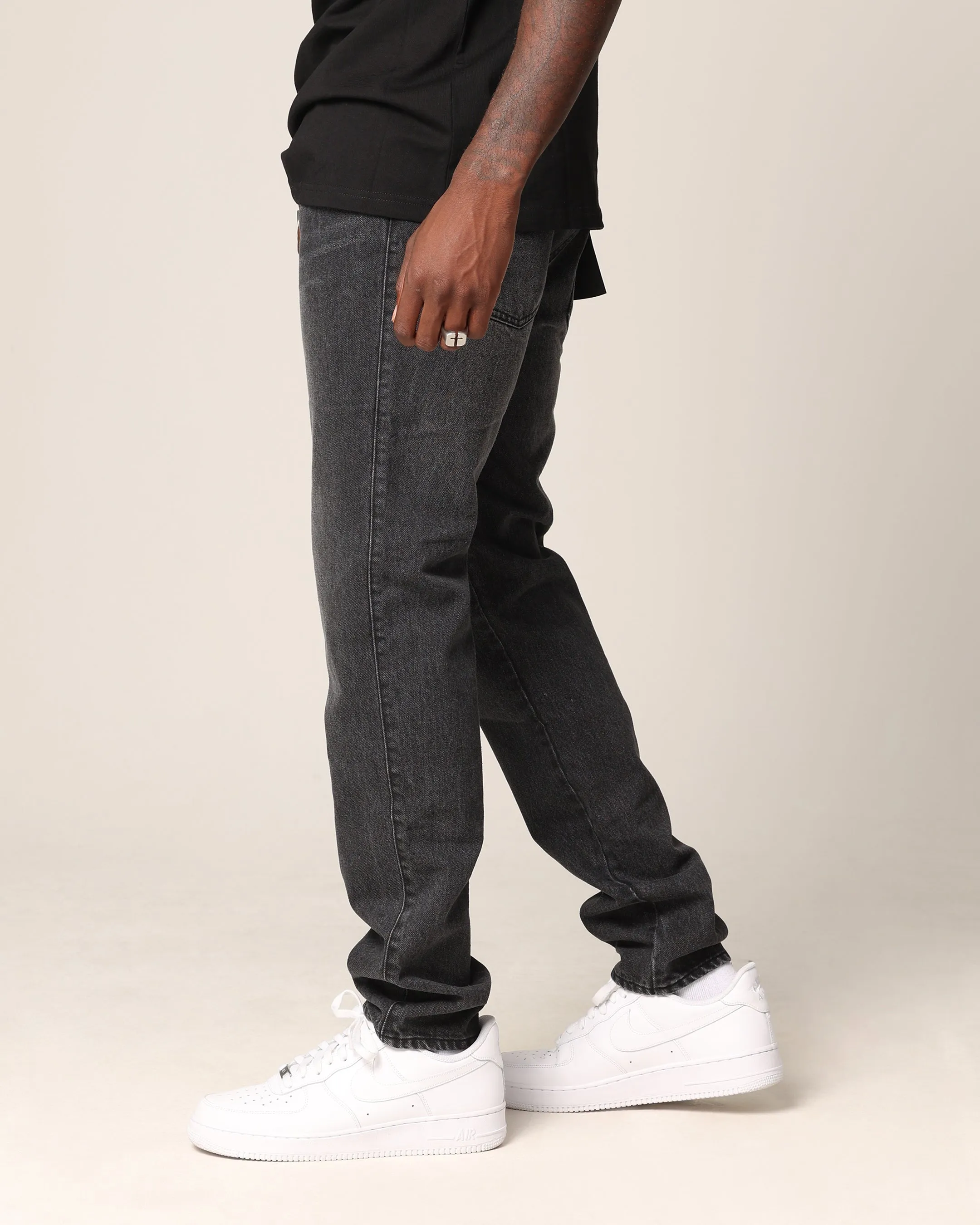 Saint Morta Essence Fimi Jeans Black Shadow