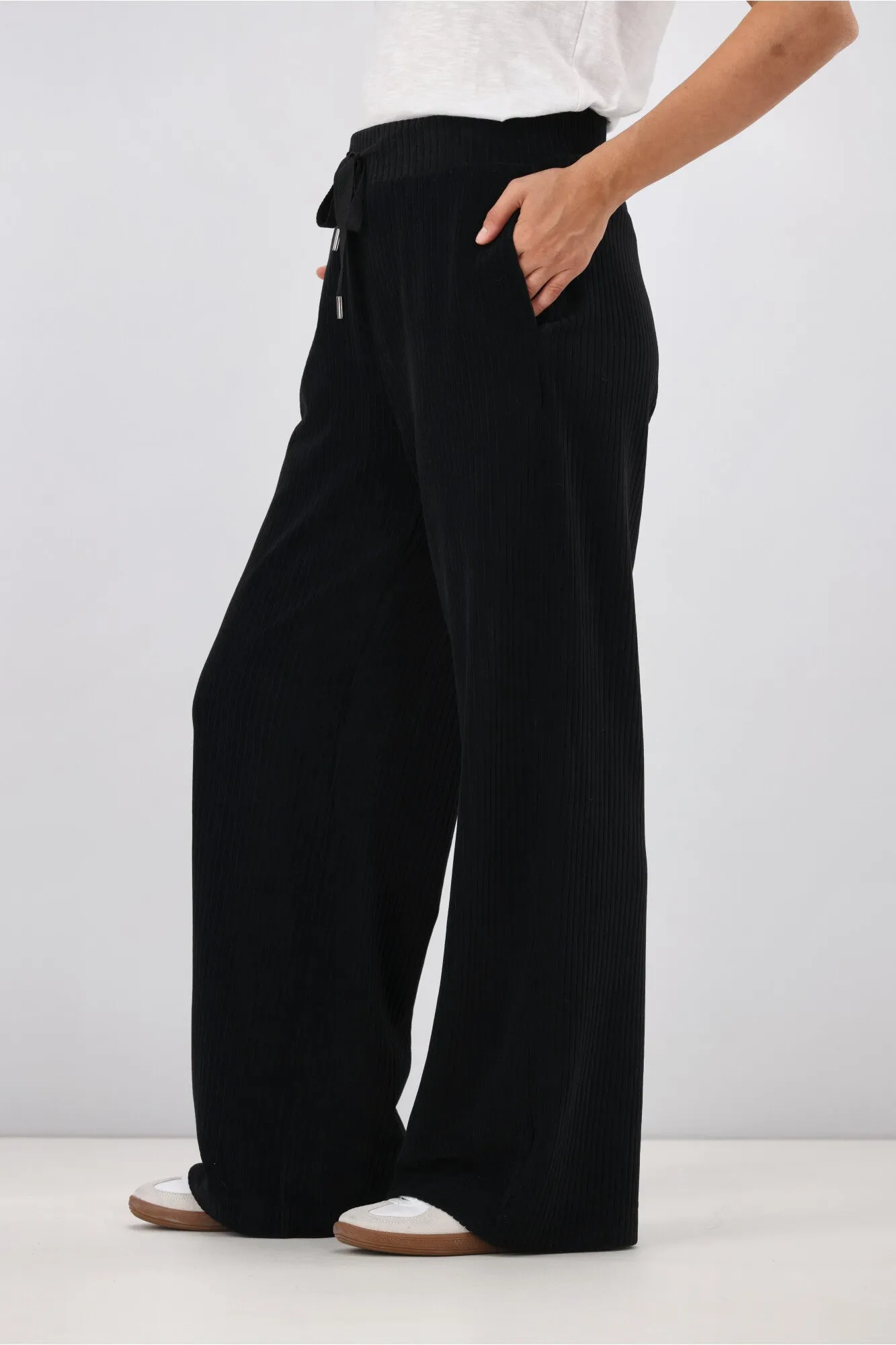 Shine On Label Azariah Cord Pant Black