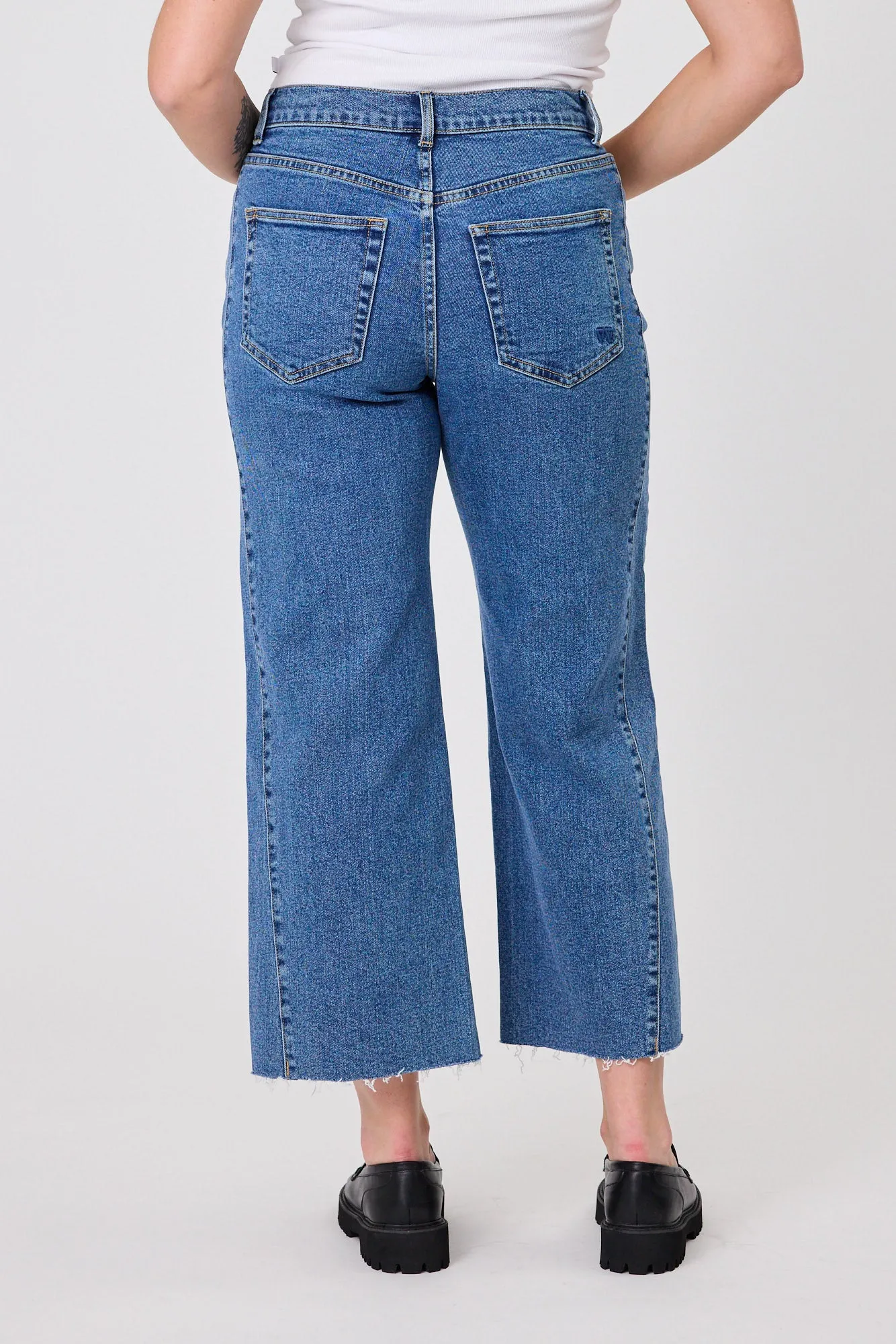 Shine On Label Stellar High Rise Side Panel Wide Leg Jean