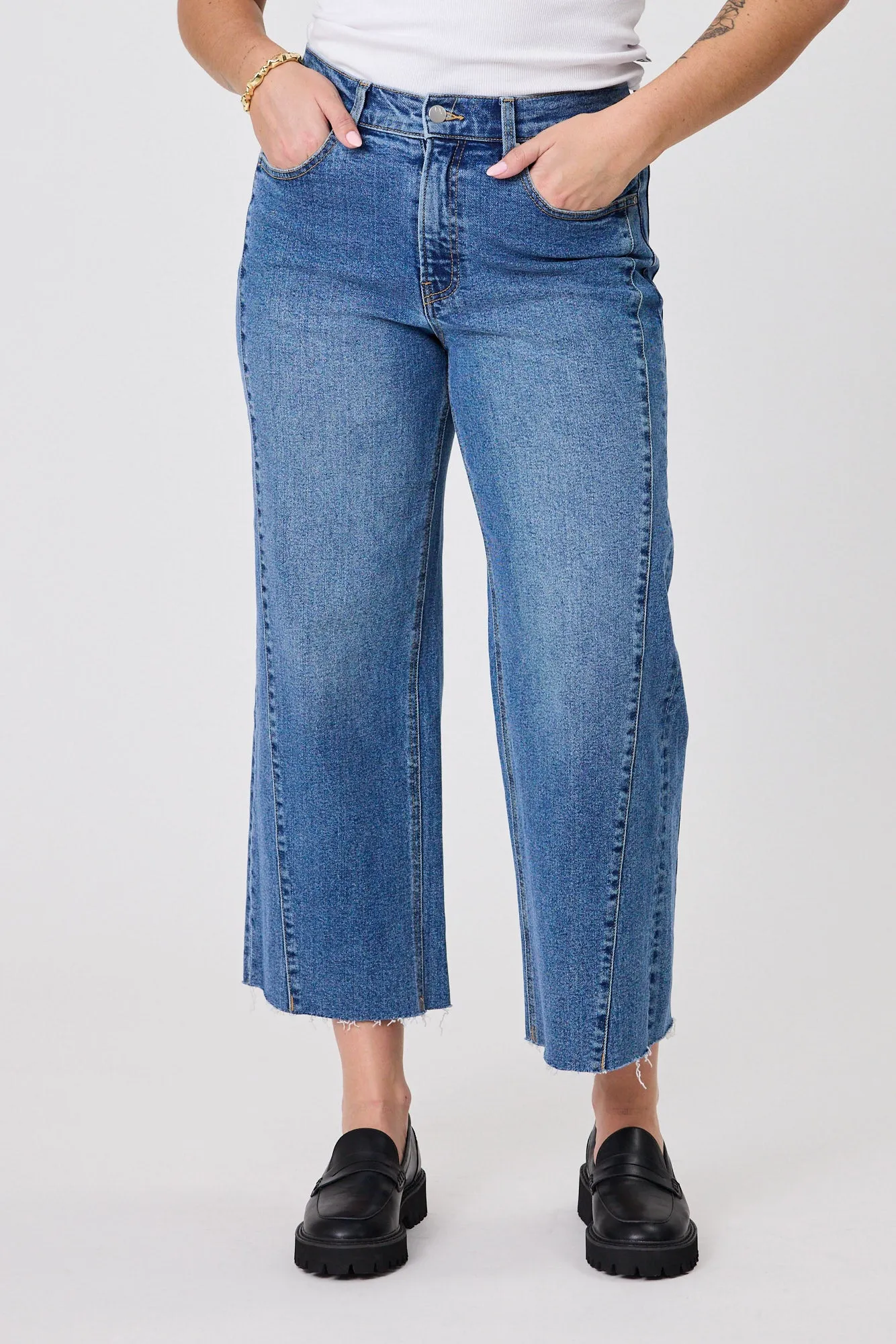 Shine On Label Stellar High Rise Side Panel Wide Leg Jean