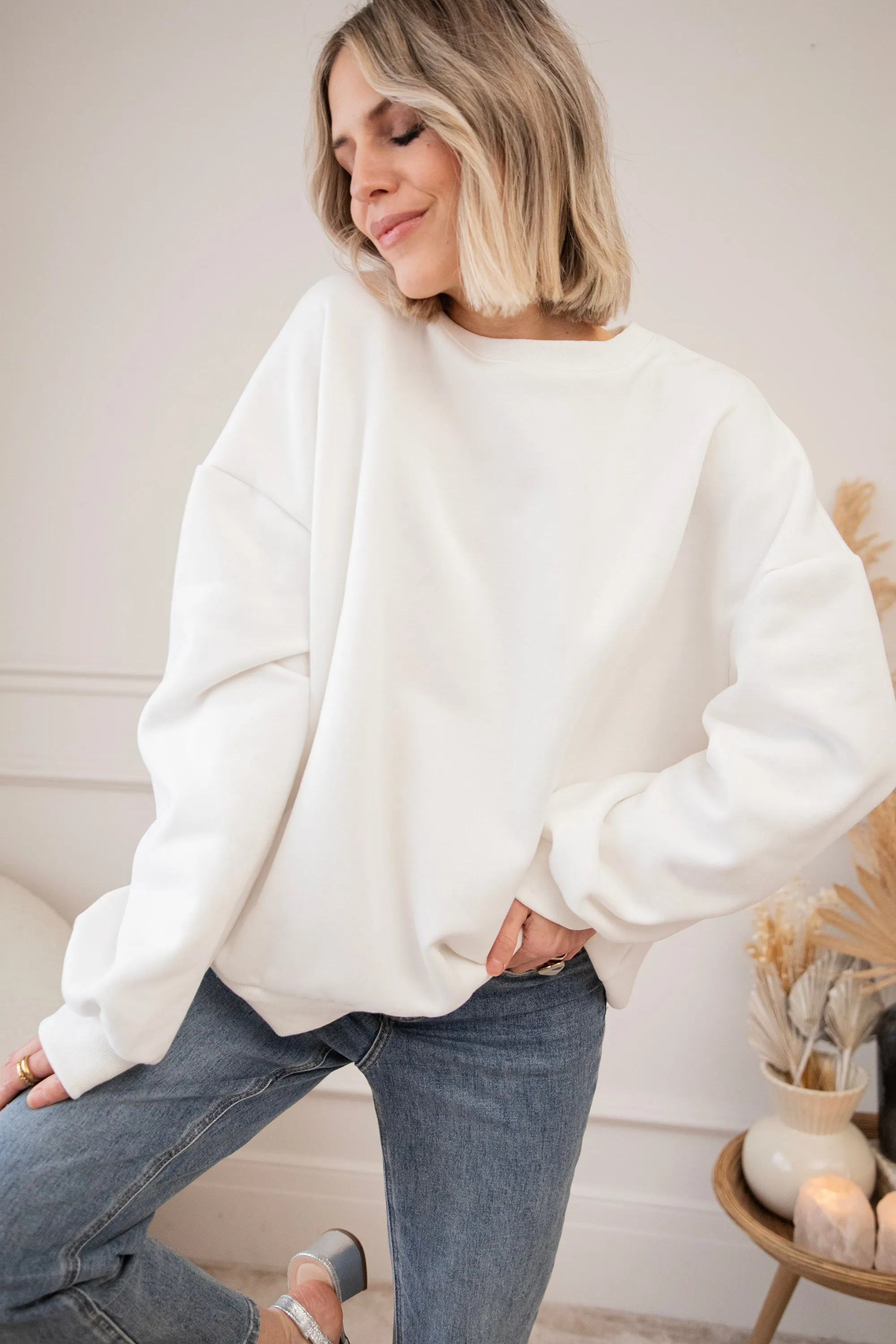Simplicity White - Sweater