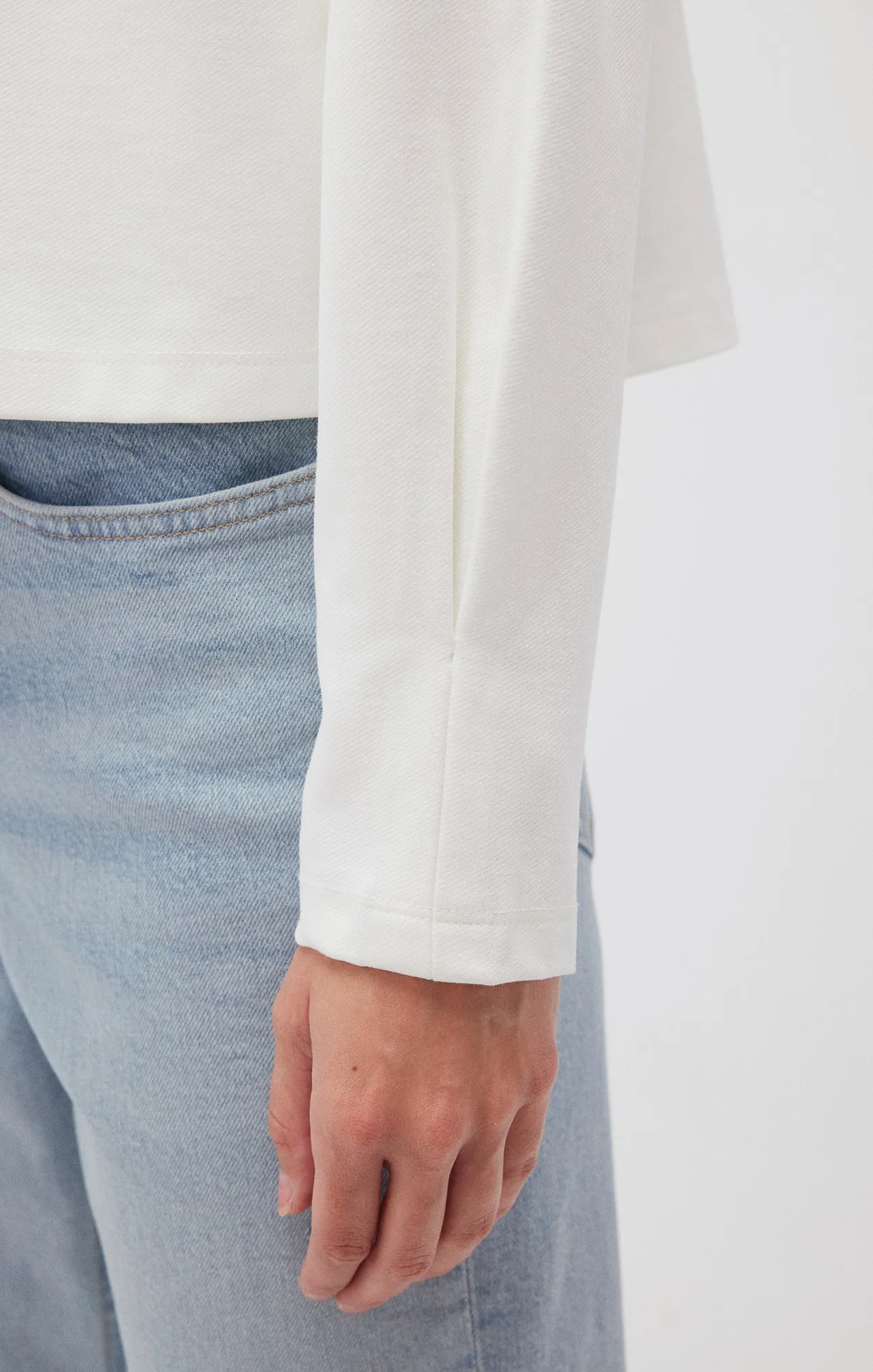 SWEATSHIRT IN ANTIQUE WHITE