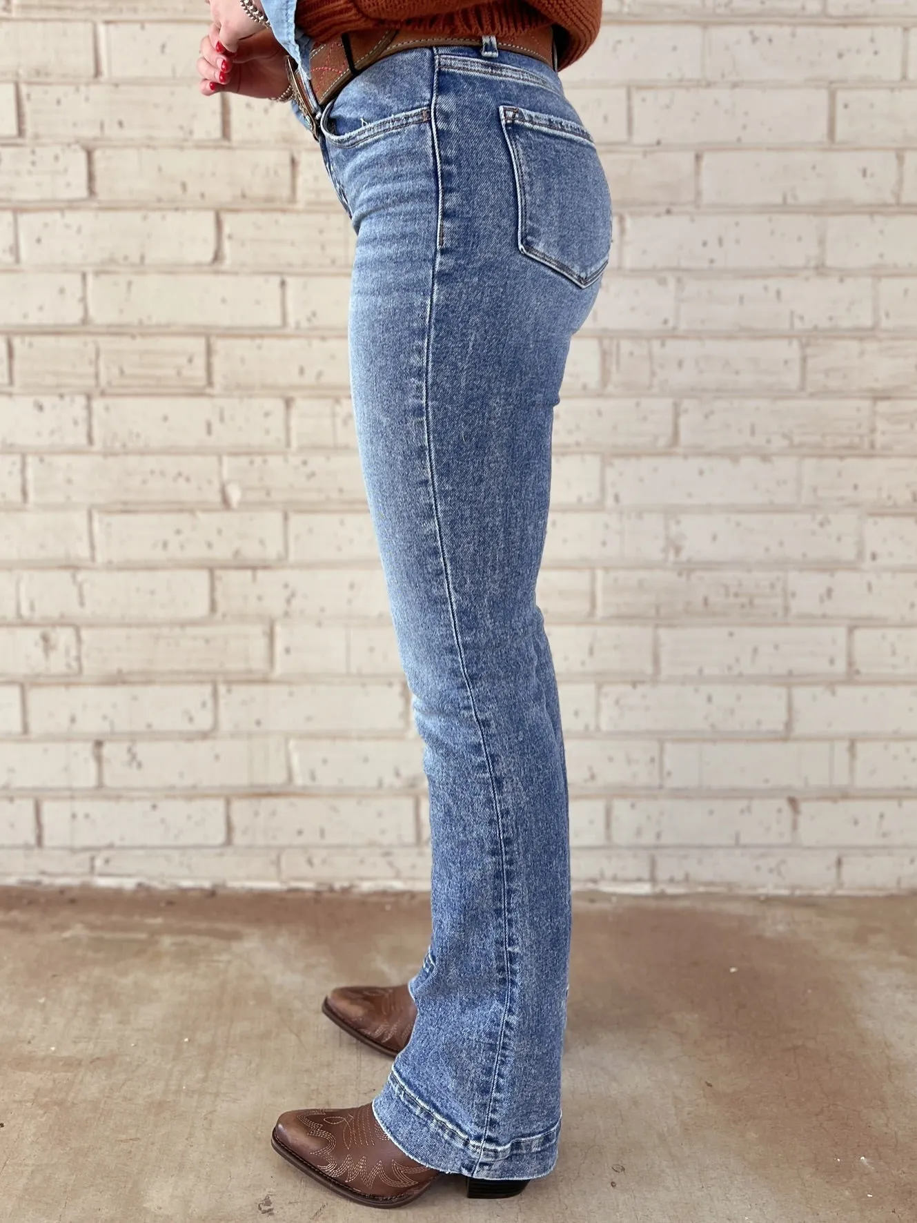 Vervet Mid-Rise Bootcut Medium Wash Jeans