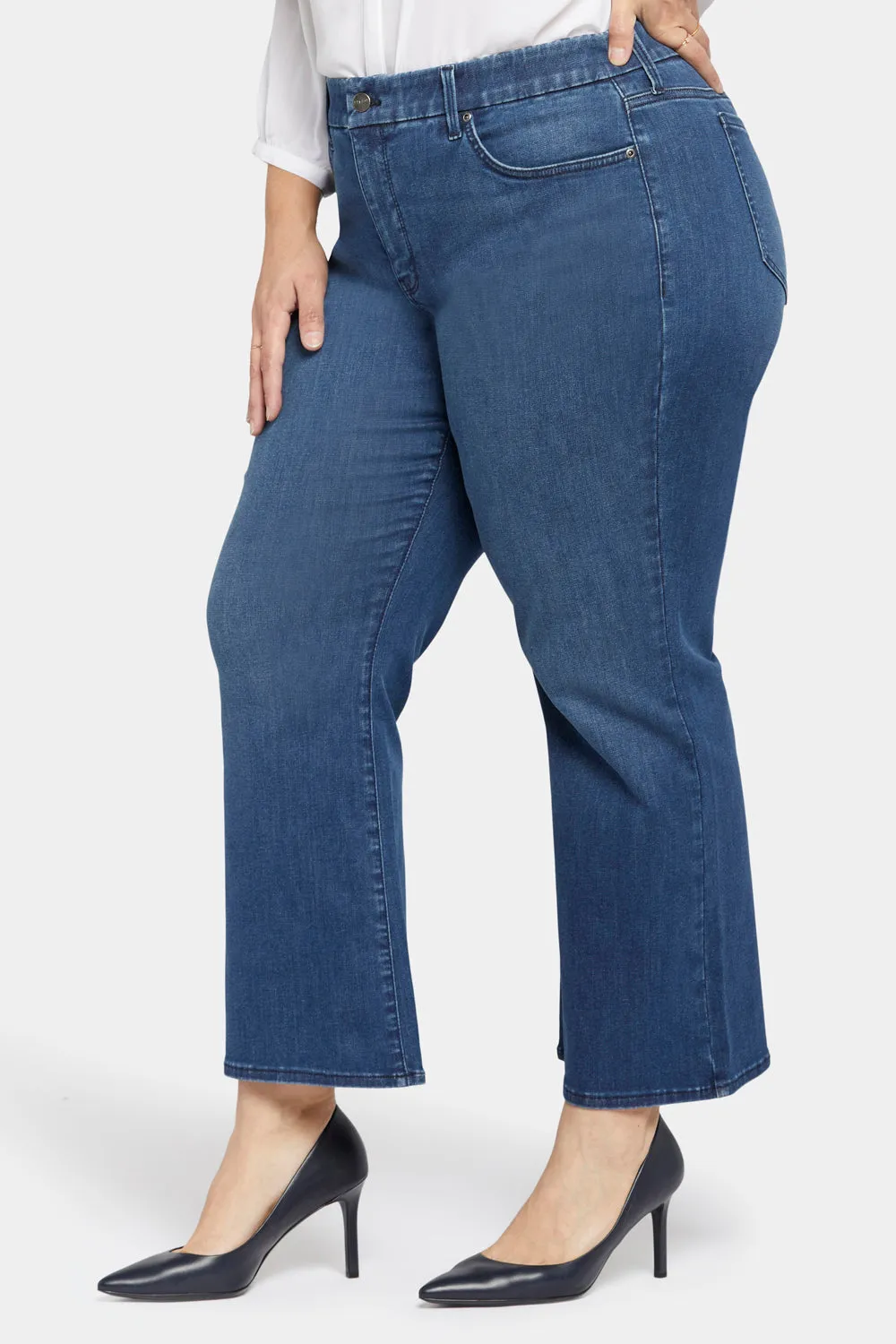 Waist-match™ Relaxed Flared Jeans In Plus Size - Rendezvous